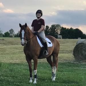 Meet your Posher, Kendra